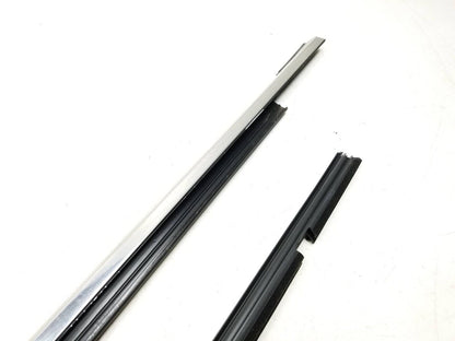 11-14 Chrysler 200 Sedan Window Belt Seal Rear Passenger Side Right 2pcs OEM