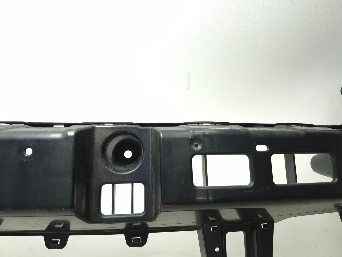 2008 BMW X6 E71 Rear Bumper Center Guide Bracket Support OEM