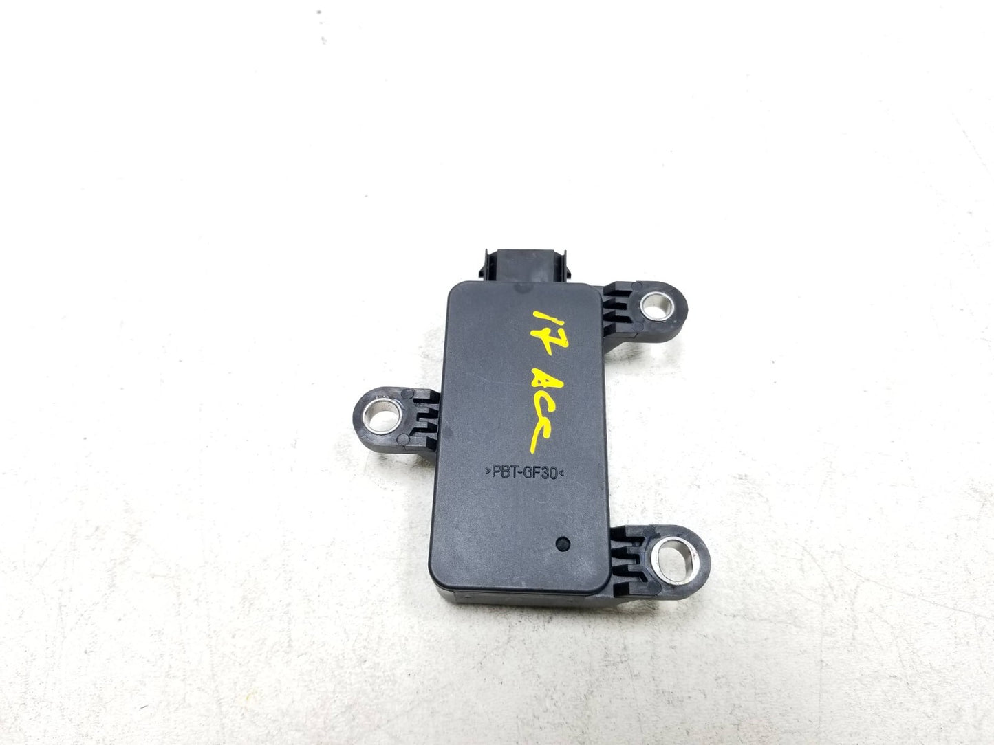 12 - 17 Hyundai Accent Yaw Rate G Sensor Module 95690-3v100 OEM