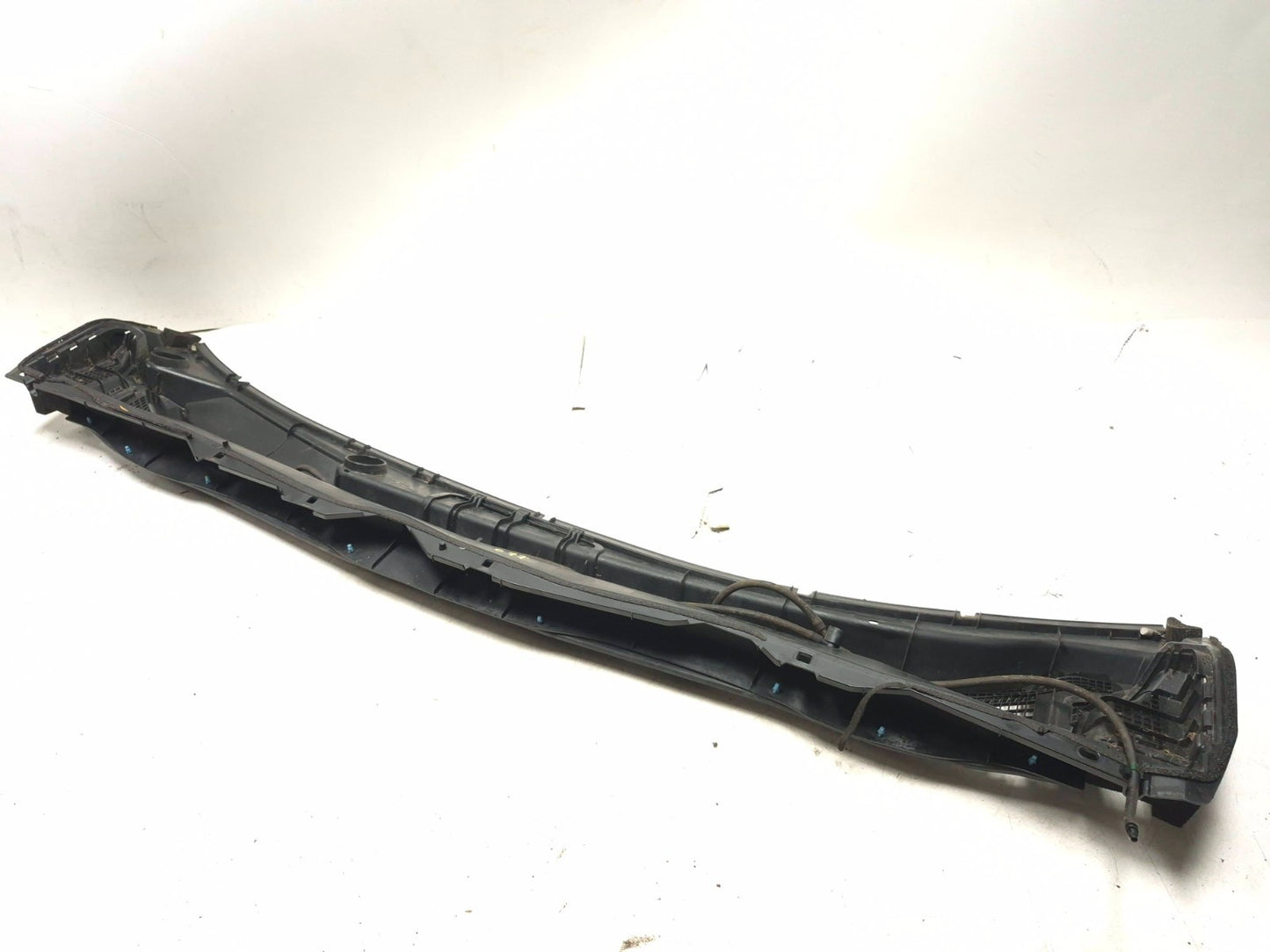 2012 Nissan Leaf Windshield Cowl Top Vent Cover Grille OEM