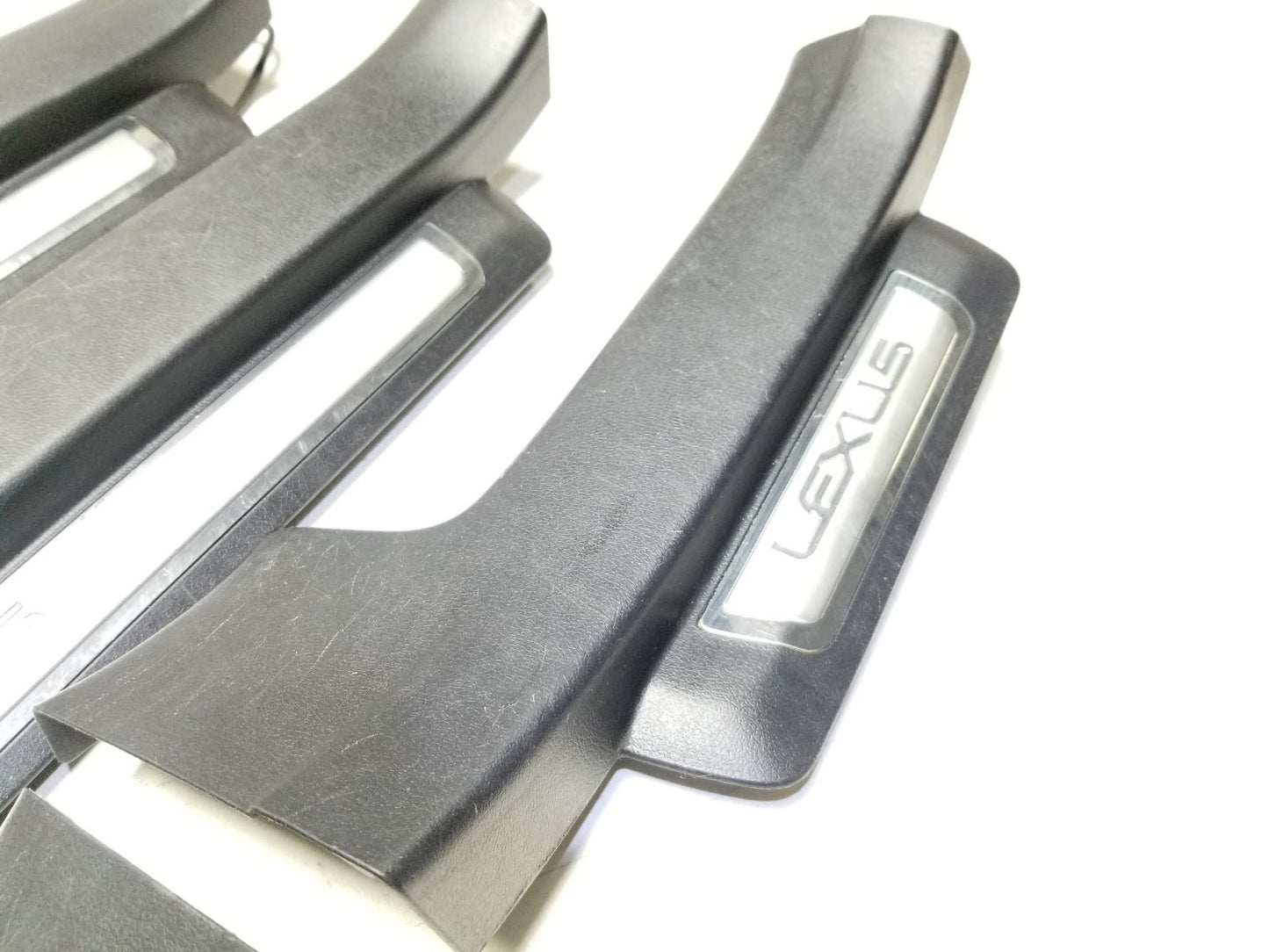 11-17 Lexus CT200h Illuminated Door Sill 4pcs Oem✅