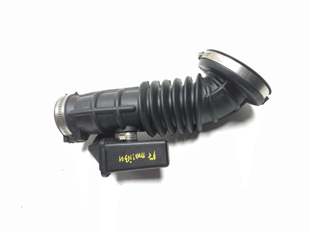 2017 Chevrolet Malibu Air Cleaner Outlet Duct 84128488 OEM
