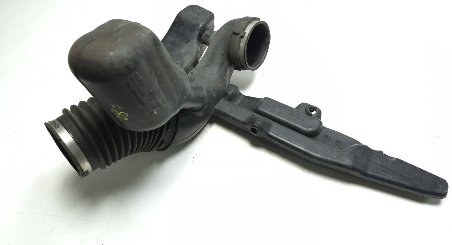 2013 Cadillac Escalade Esv Air Cleaner Outlet Duct OEM