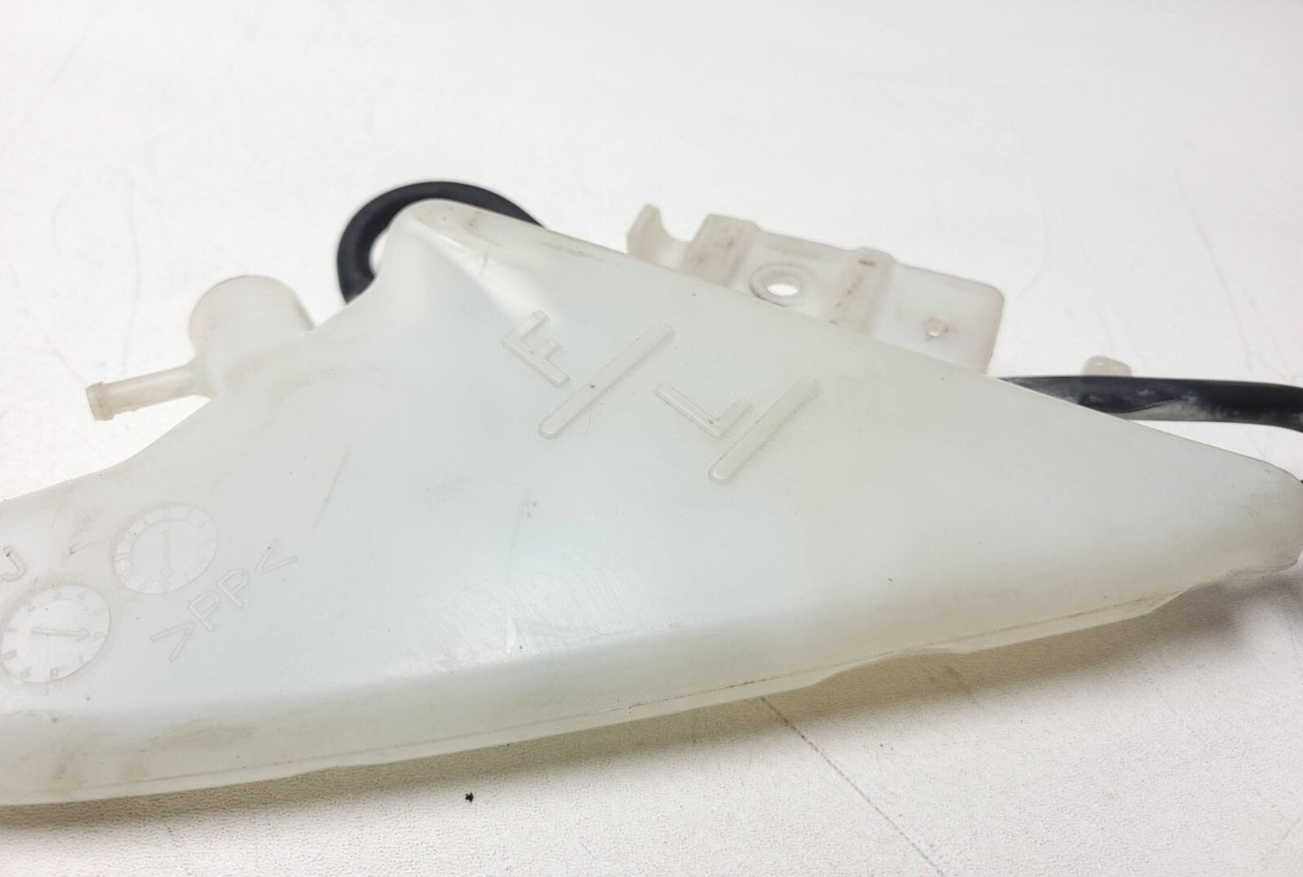 2011 - 2024 Suzuki Gsxr600 Gsxr750 Coolant Reservoir Tank Bottle OEM