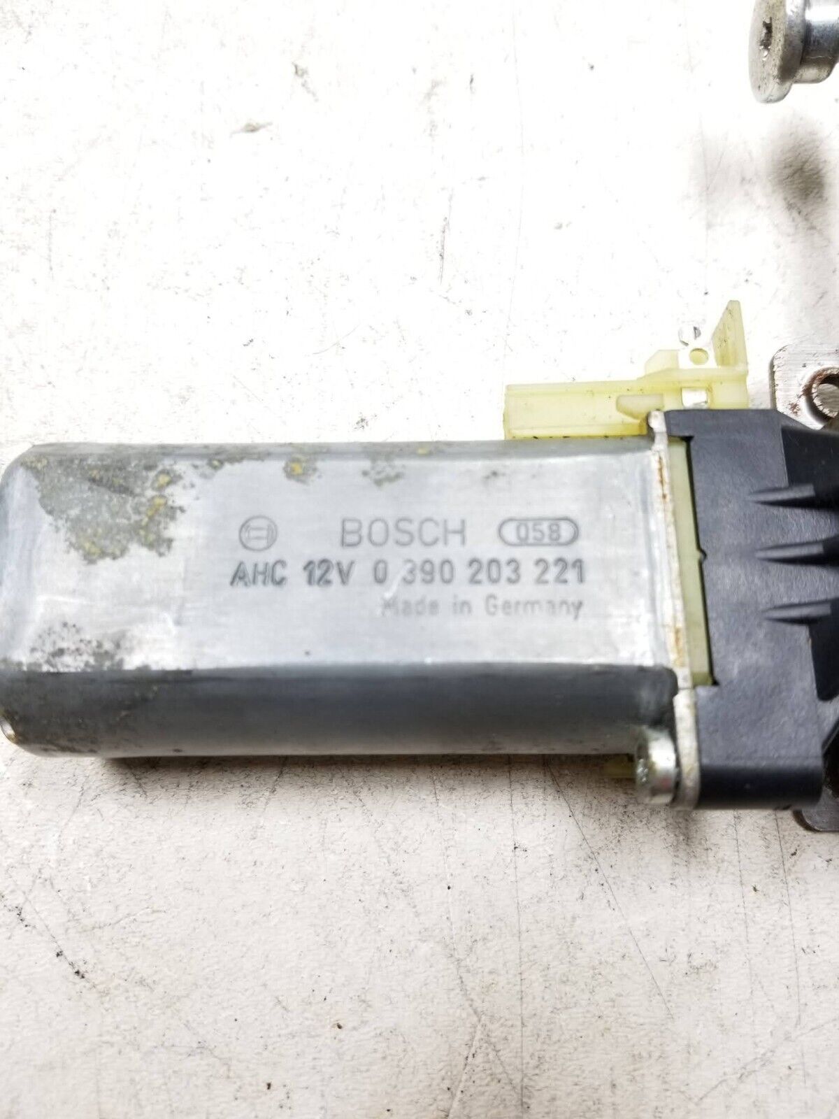 04-06 Porschee Cayenne Front Passenger Seat Adjustment Motor 3pcs OEM