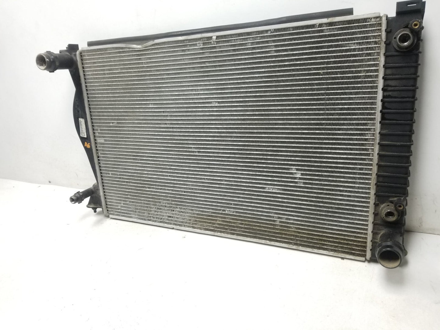 2006 Audi A6 Engine Radiator 3.2l OEM