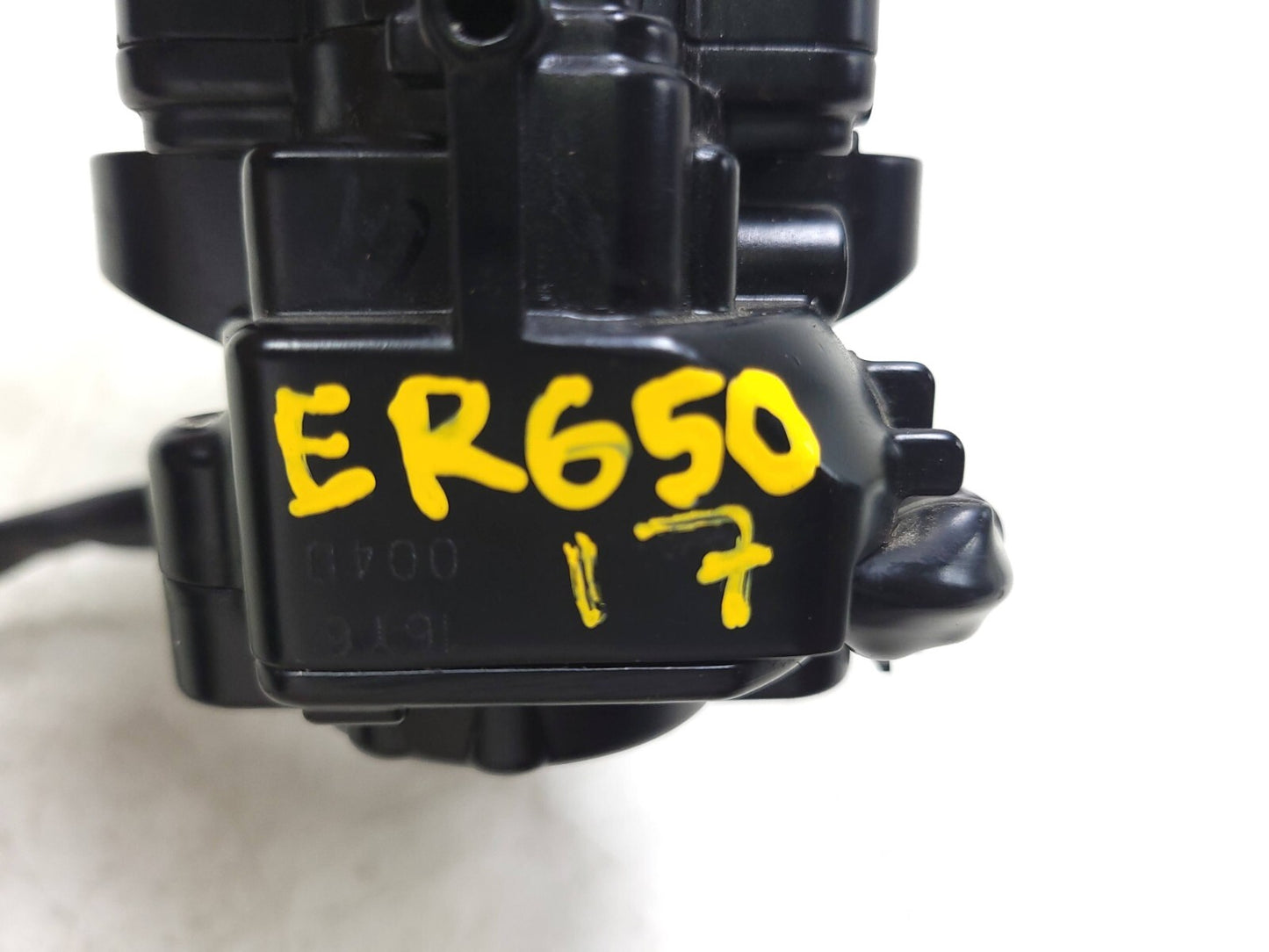 2017 - 2022 Kawasaki Ninja Z650 Er650 Ignition Set Key Lock Fuel Cap