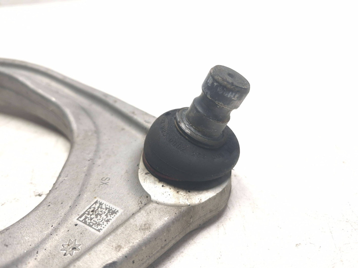 2024 Alfa Romeo Stelvio Front Control Arm Driver Side Left 3pcs OEM