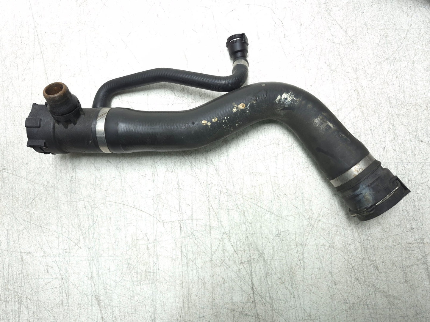 2013 BMW 328i F30 Radiator Coolant Hose Pipe 2pcs OEM