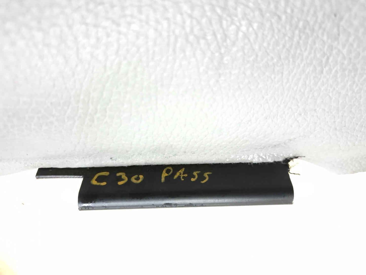 2013 Hyundai Genesis Front Upper Seat Cushion Passenger Side Right OEM