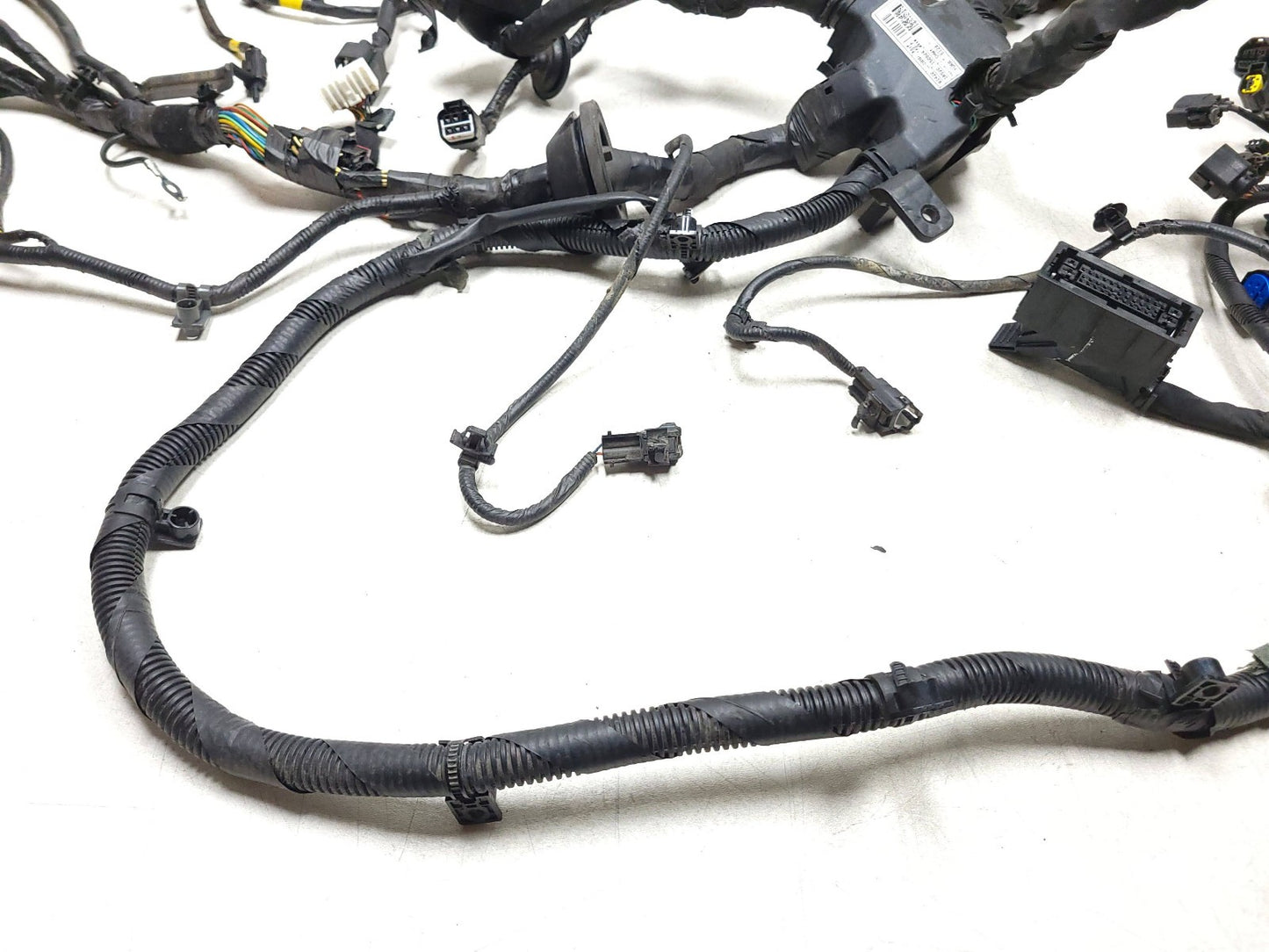 2015 2016 2017 Hyundai Accent Fuse Box Wire Harness Front OEM 91700-1r154