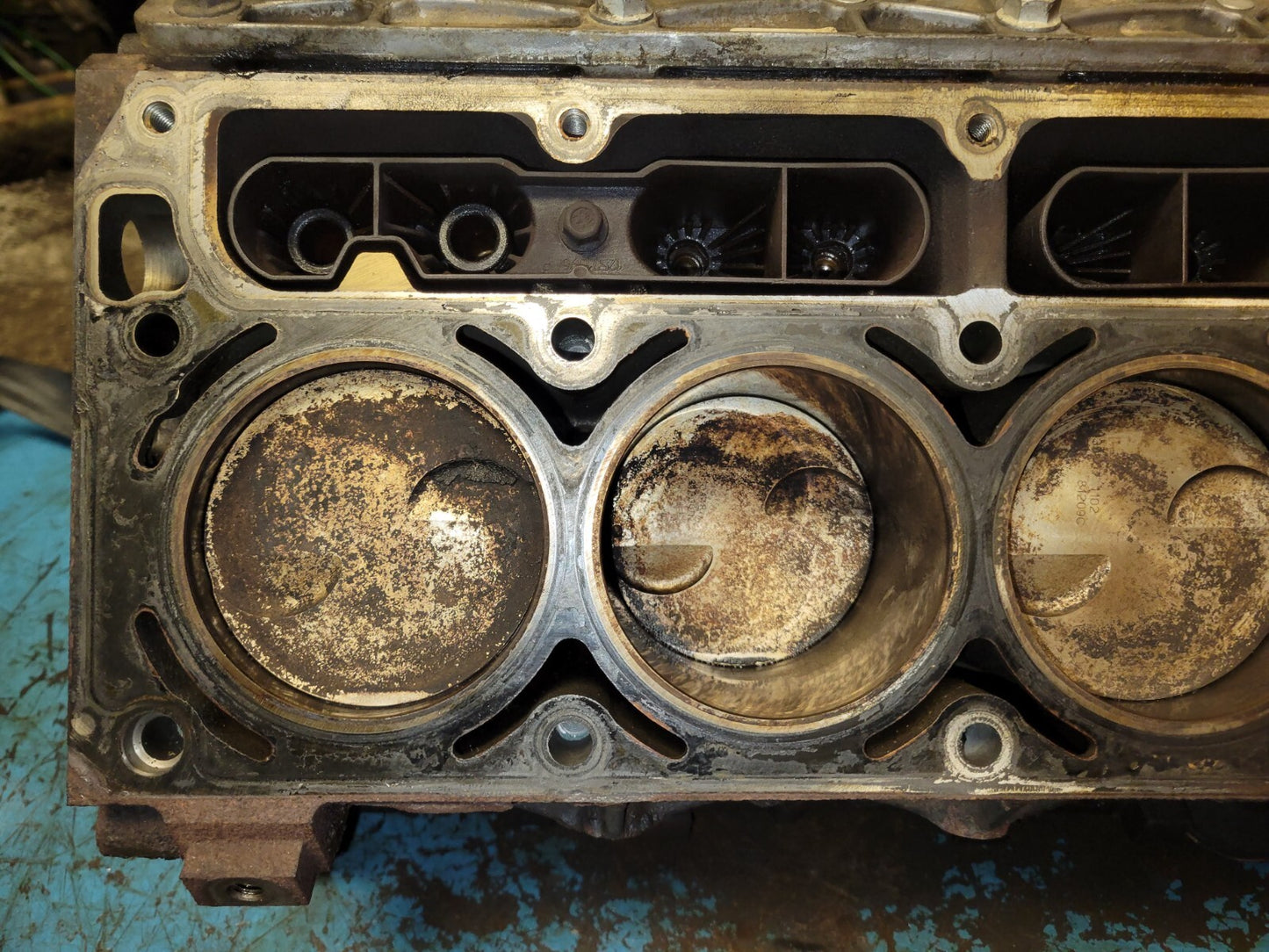 2013 Chevrolet Suburban Engine Cylinder Block 5.3l OEM