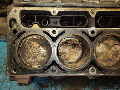 2013 Chevrolet Suburban Engine Cylinder Block 5.3l OEM