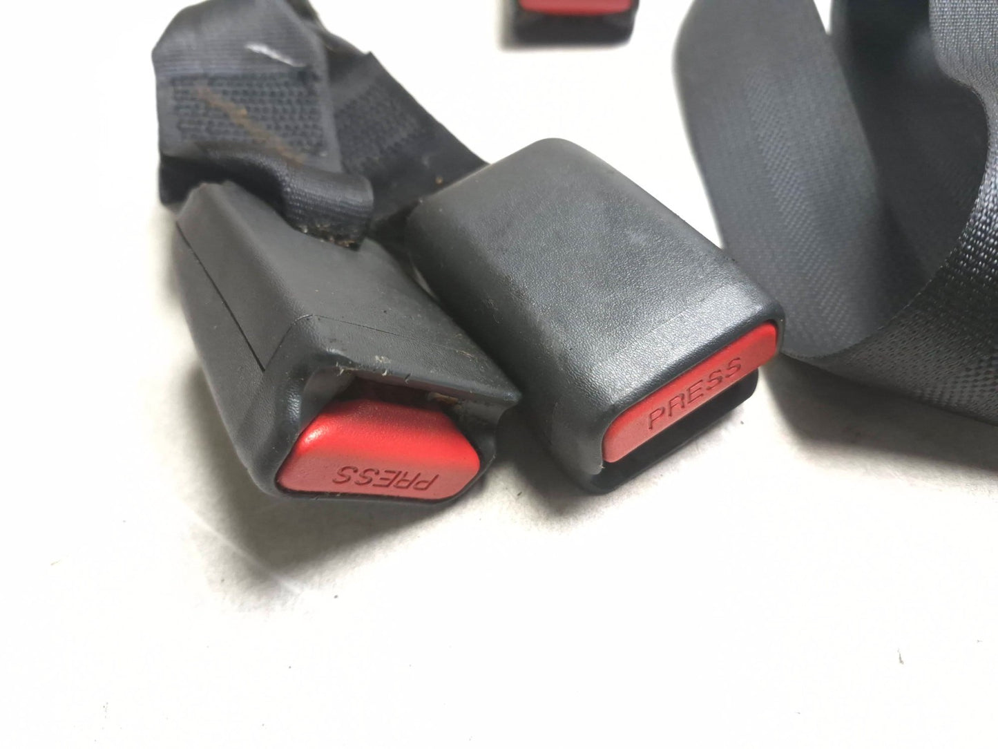 2018 Nissan Altima Rear Seat Belt W/ Buckle Set OEM