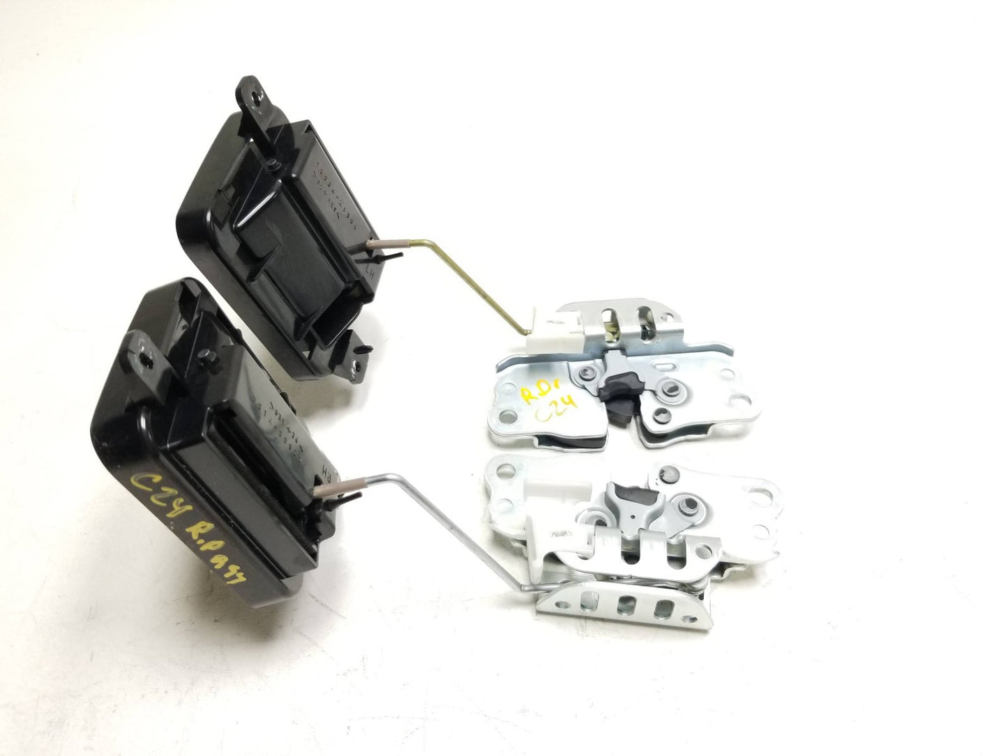 11-17 Lexus CT200h Rear Seat Fold Release Lock Pair Oem✅