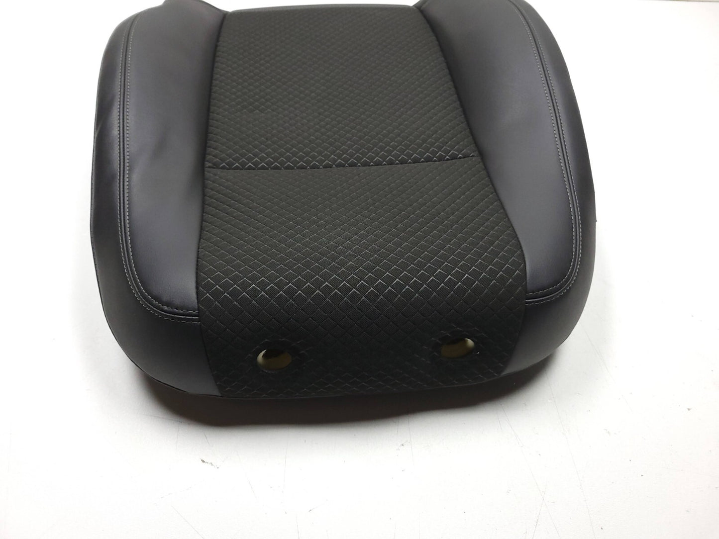2018 Buick Encore Front Passenger Seat Backrest Upper Cushion OEM