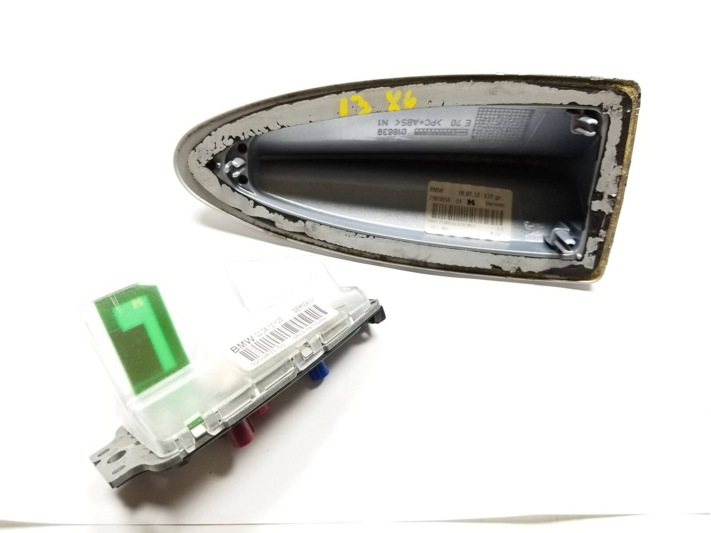 07 08 09 10 11 12 13 BMW X6 Roof Shark Fin Antenna OEM