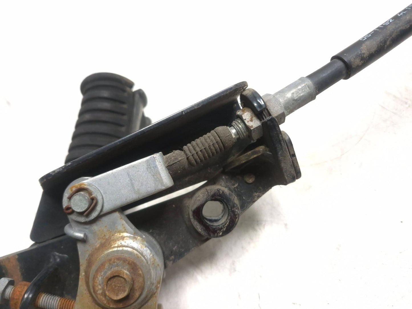 2005 Kawasaki Bn125 Eliminator Front Right Footrest W/ Brake Pedal Assy OEM