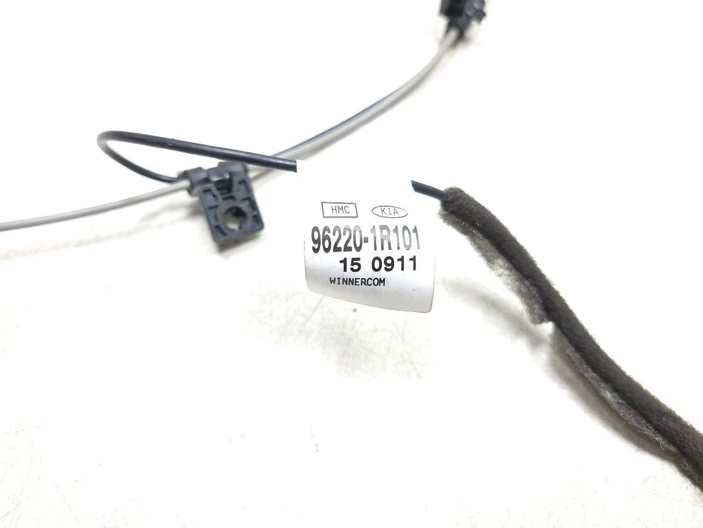 12-17 Hyundai Accent Sedan Overhead Roof Antenna Cable Wiring Harness OEM