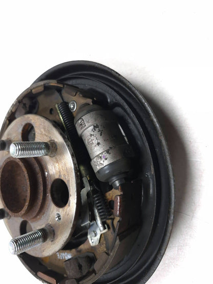 2014 Hyundai Accent Spindle Knuckle Drum Brake Rear Right OEM