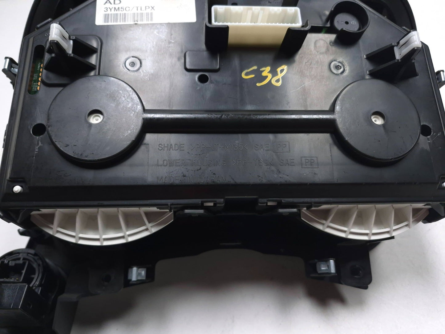 2015 Nissan Juke Speedometer Instrument Panel OEM ☑️