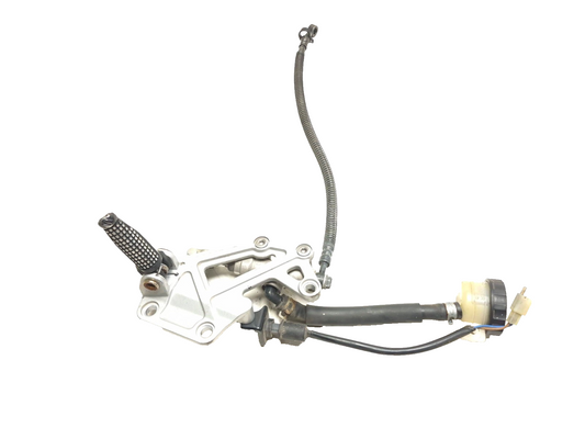 2007 Kawasaki Ninja 250 Ex250 F Rear Brake Master Cylinder W/ Footrest Assy OEM