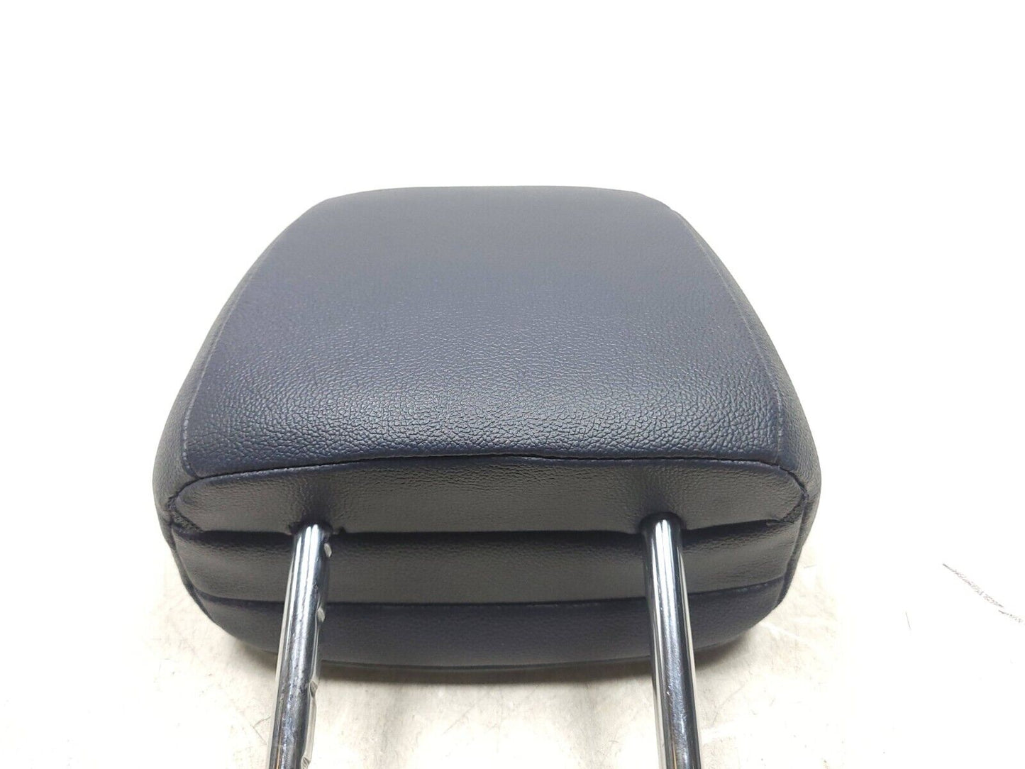 2014-2017 Hyundai Elantra Gt Front Right Passenger Seat Headrest OEM