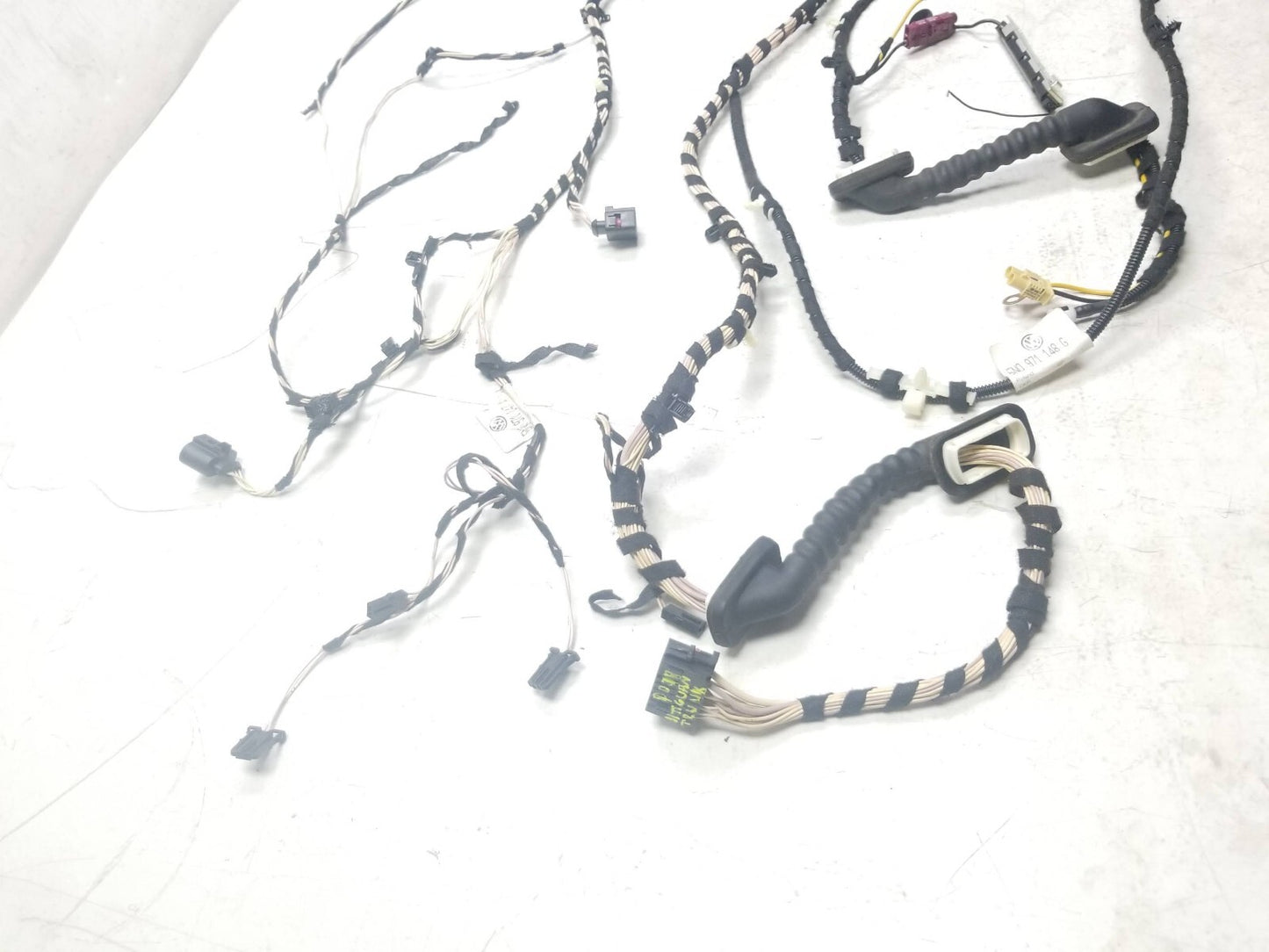 2011 Volkswagen Tiguan Tailgate Liftgate Wire Harness OEM