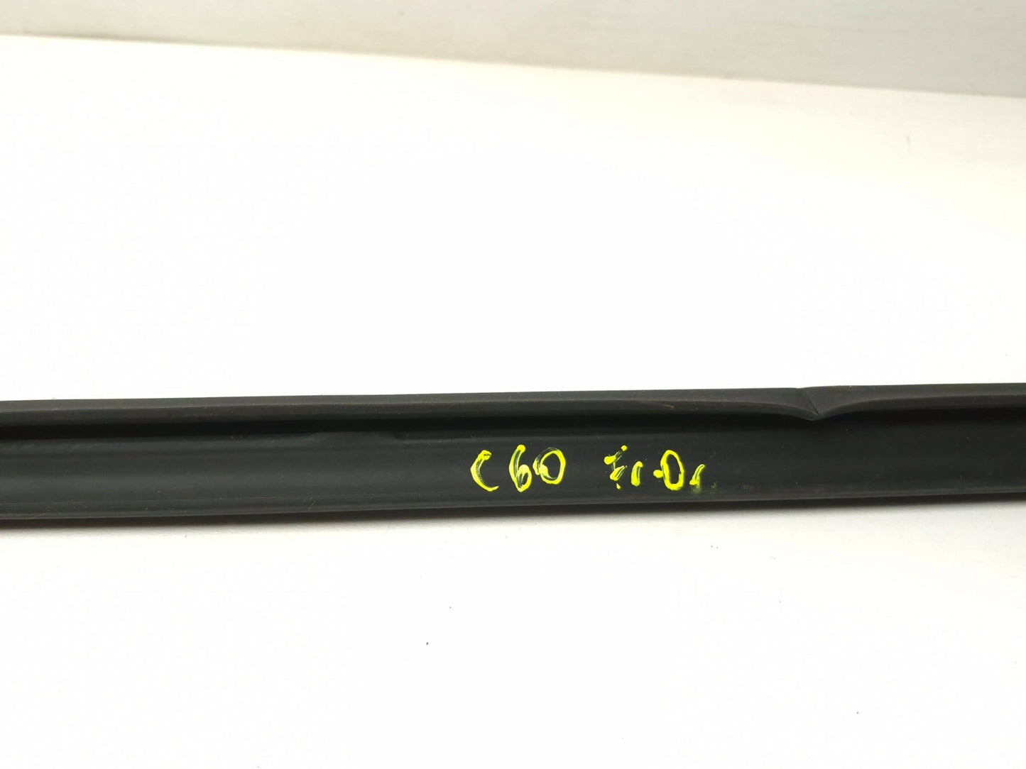 2007 Acura Tl Type-s Front Door Weatherstrip Seal Left Driver Side Set OEM