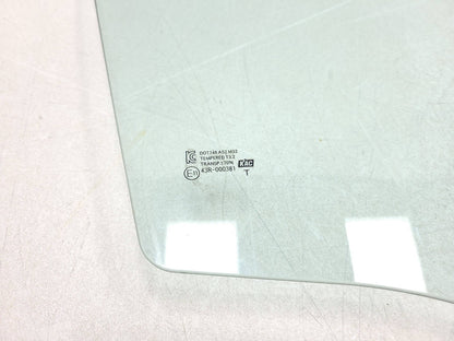 12-17 Hyundai Accent Front Pass Side Right Door Window Glass Without Solar OEM
