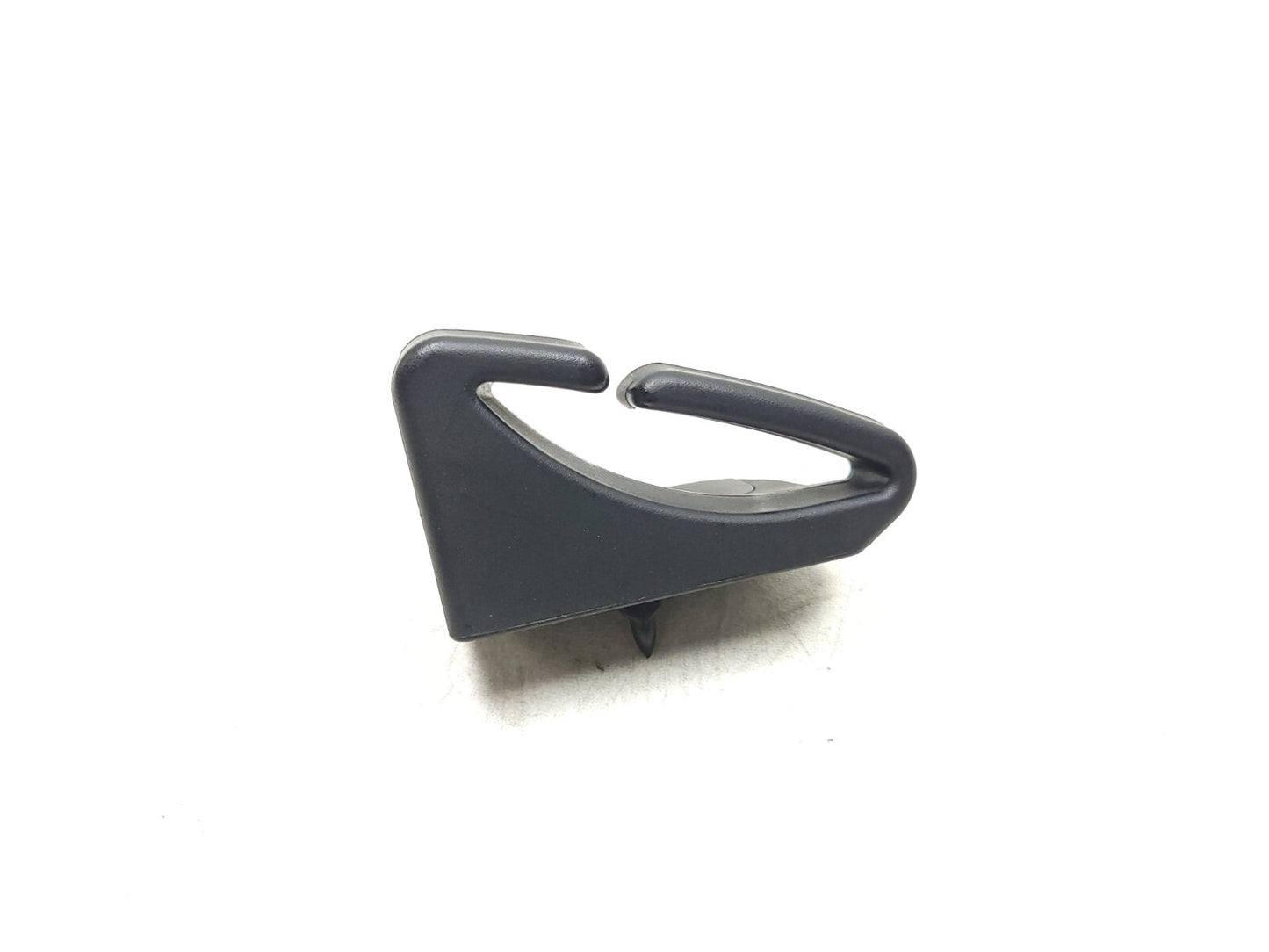 09 - 12 Hyundai Genesis Rear Belt Seat Gudie Holder Pair OEM Sedan