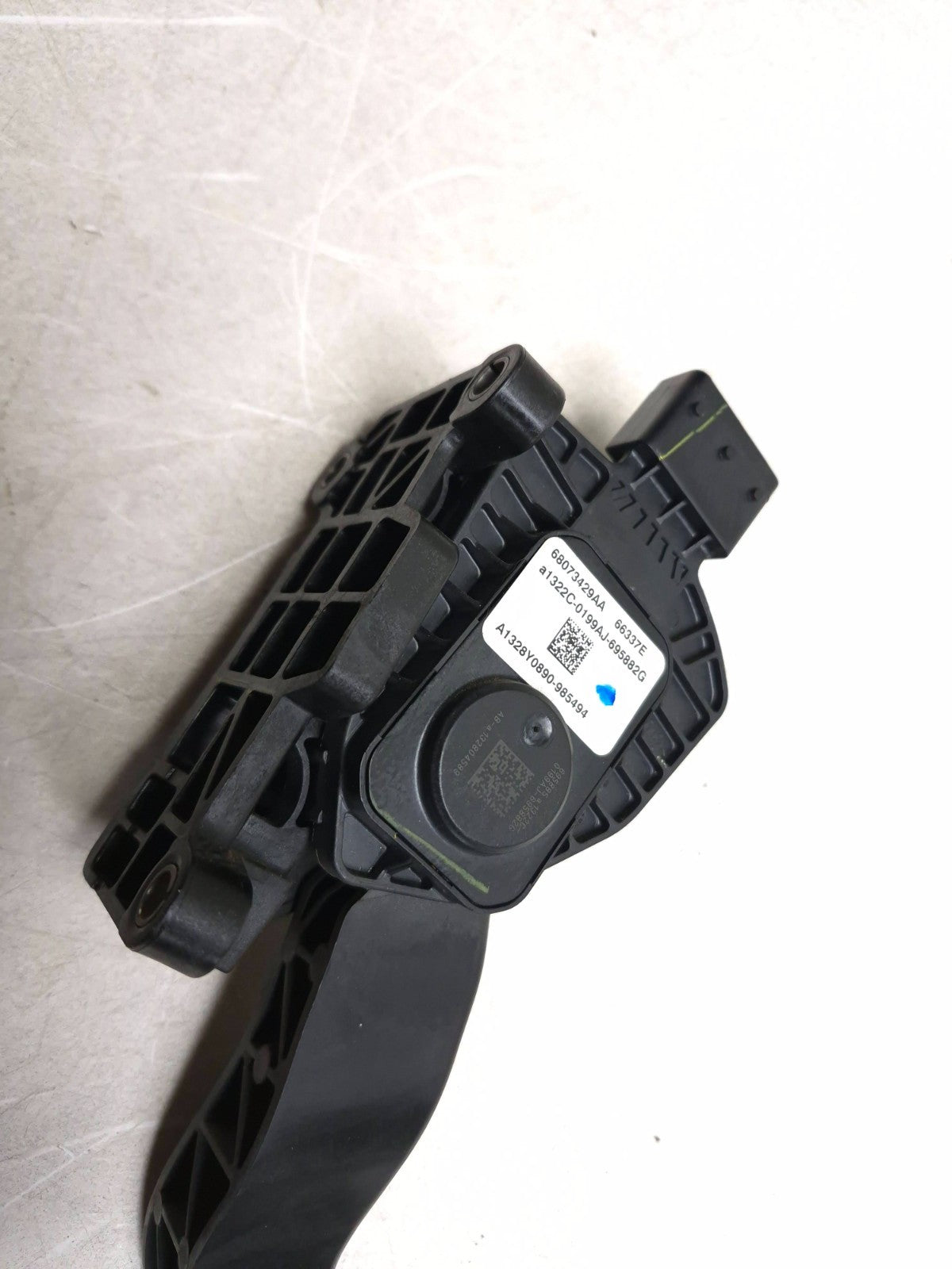 2013 Fiat 500 Turbo Electric Accelerator Gas Throttle Pedal OEM
