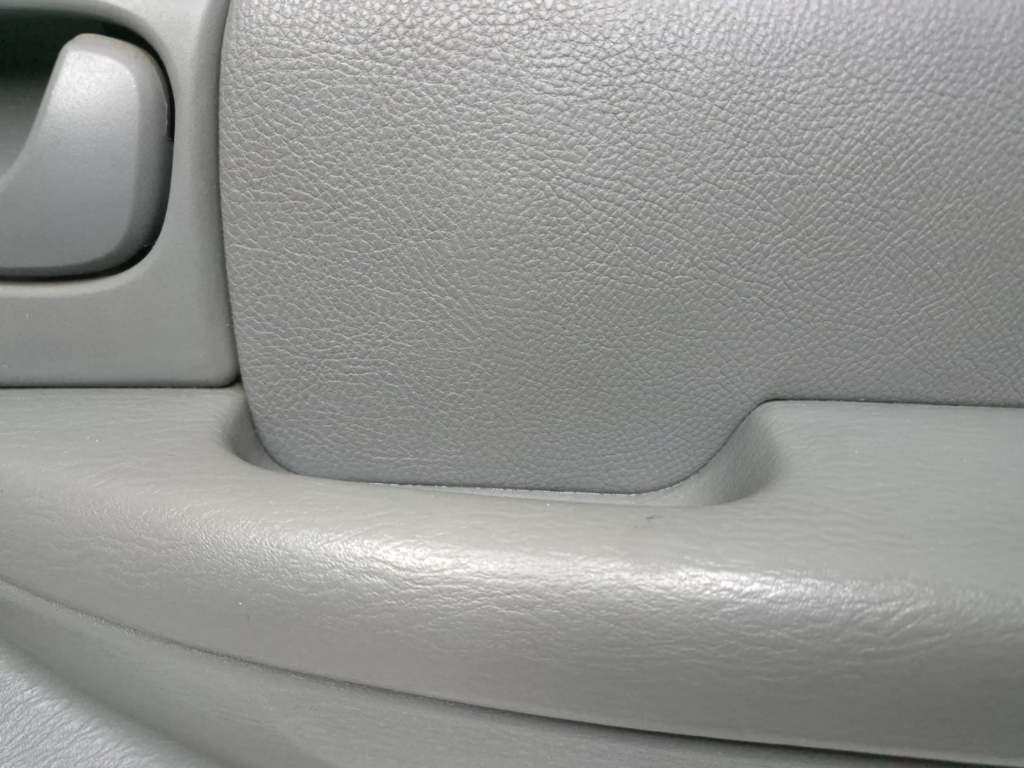 2005 Dodge Grand Caravan Door Panel Trim Front Right Passenger Side Oem✅