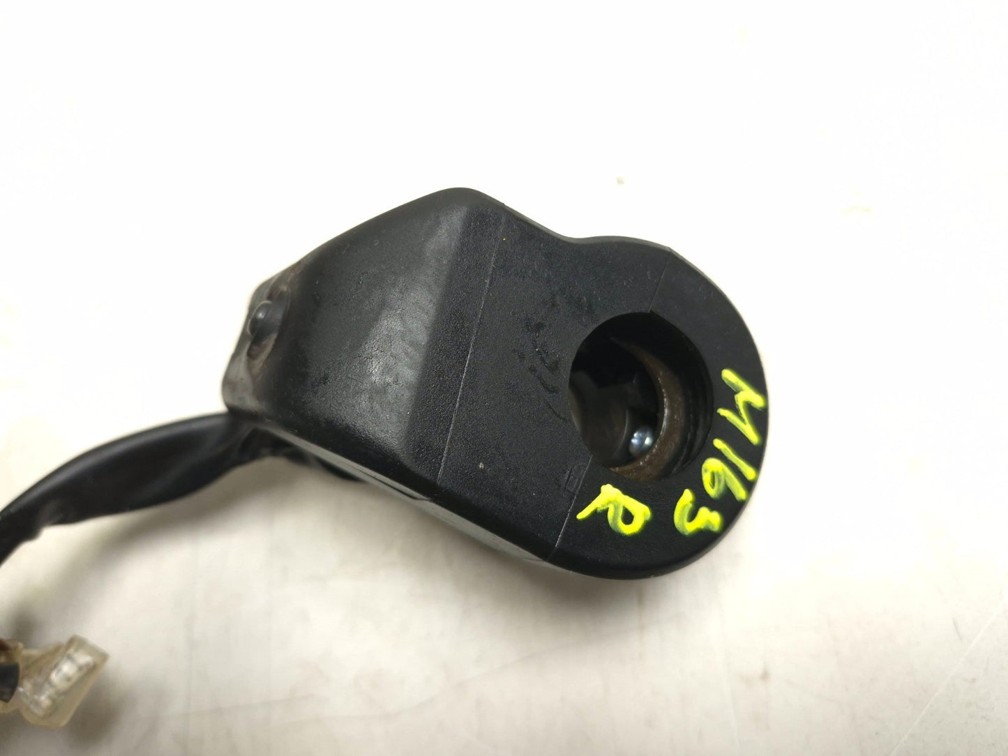 2024 Yamaha R3 Yzfr3 Right Handlebar Switch OEM