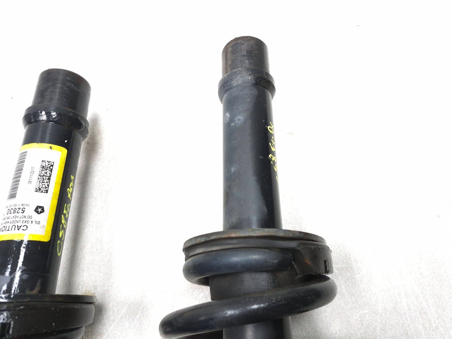 2018 Chrysler 300 AWD Front Shock Strut Absorber Left & Right OEM