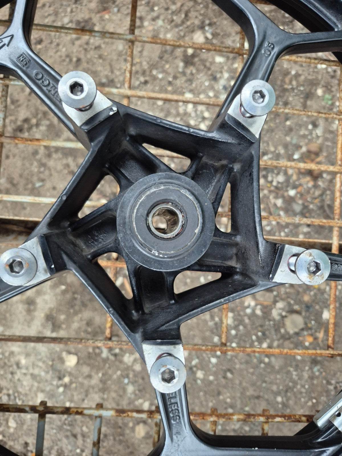 2014 Kawasaki Ninja 300 Ex300a Rear & Front Wheel W/ Tire R 17 OEM