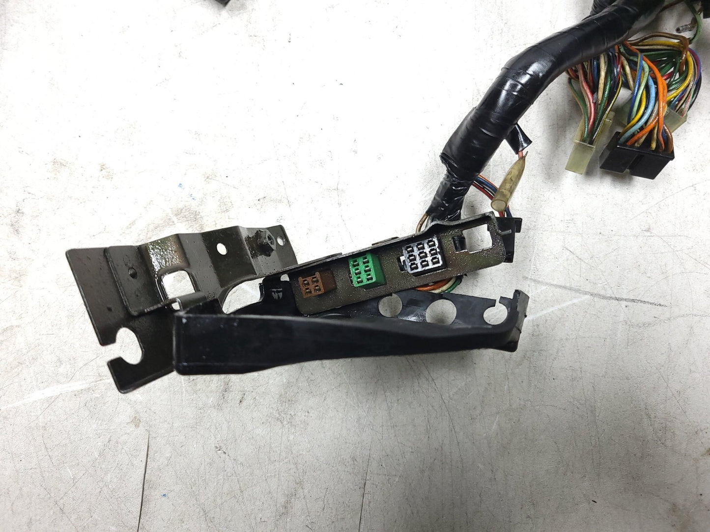 1984  Honda Gl1200 Goldwing Main Wire Harness 32100-mg9-670 OEM