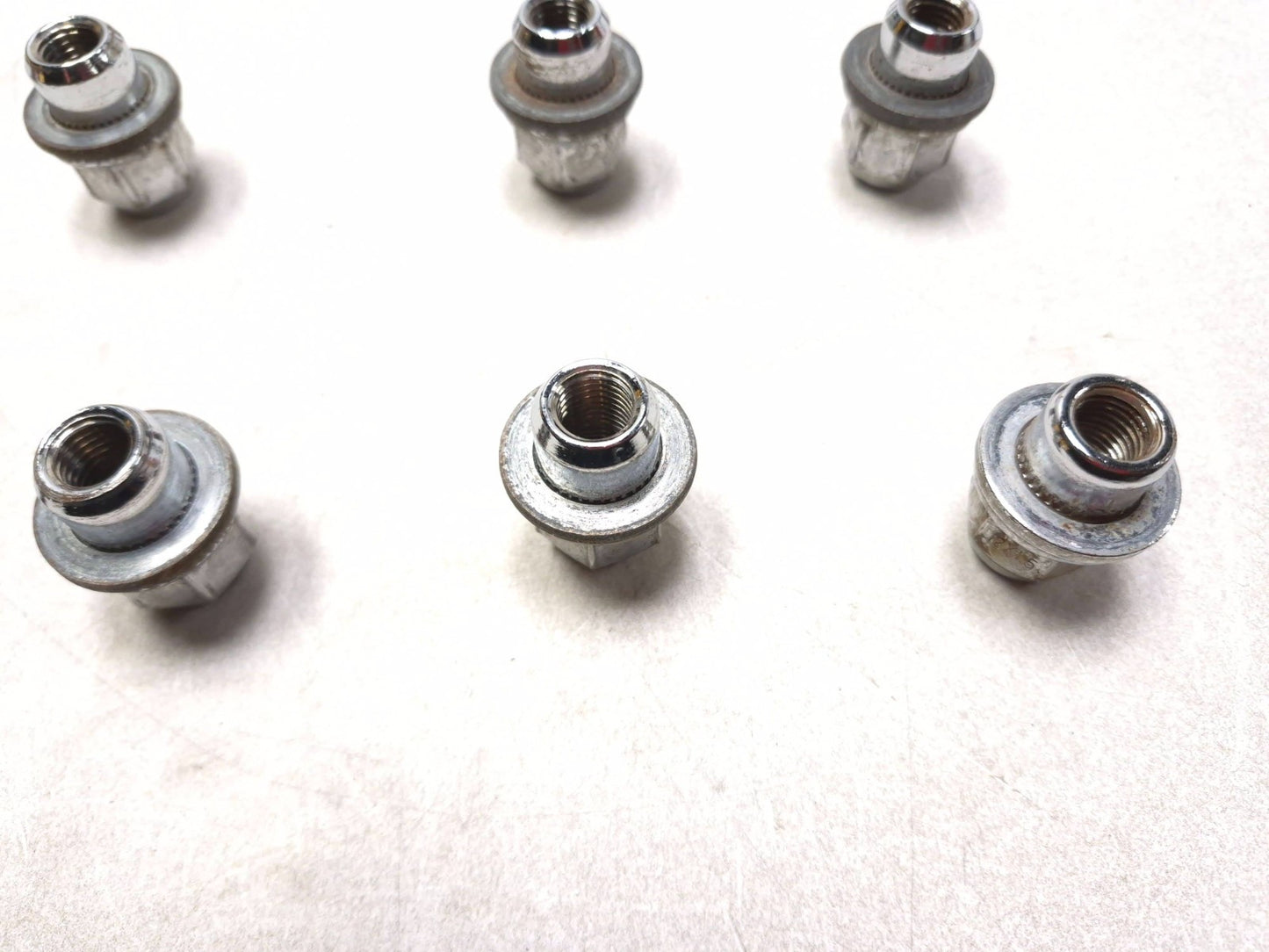 2011 Toyota Prius Wheel Lug Nut 20pcs OEM