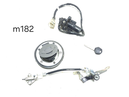 2016 Yamaha Yzf R3 Ignition Set Lock Switch & Fuel Cap Lock OEM