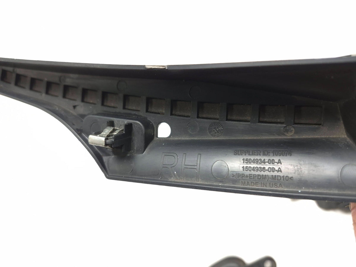 2022 Tesla Model 3 Front Cowl Trim Extension & Strut Tower Cover 4psc OEM