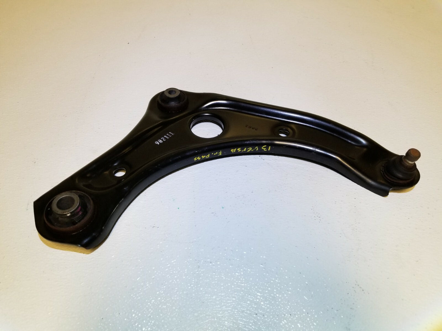 13 14 15 16 Nissan Versa Front Right Passenger Side Lower Control  Arm OEM