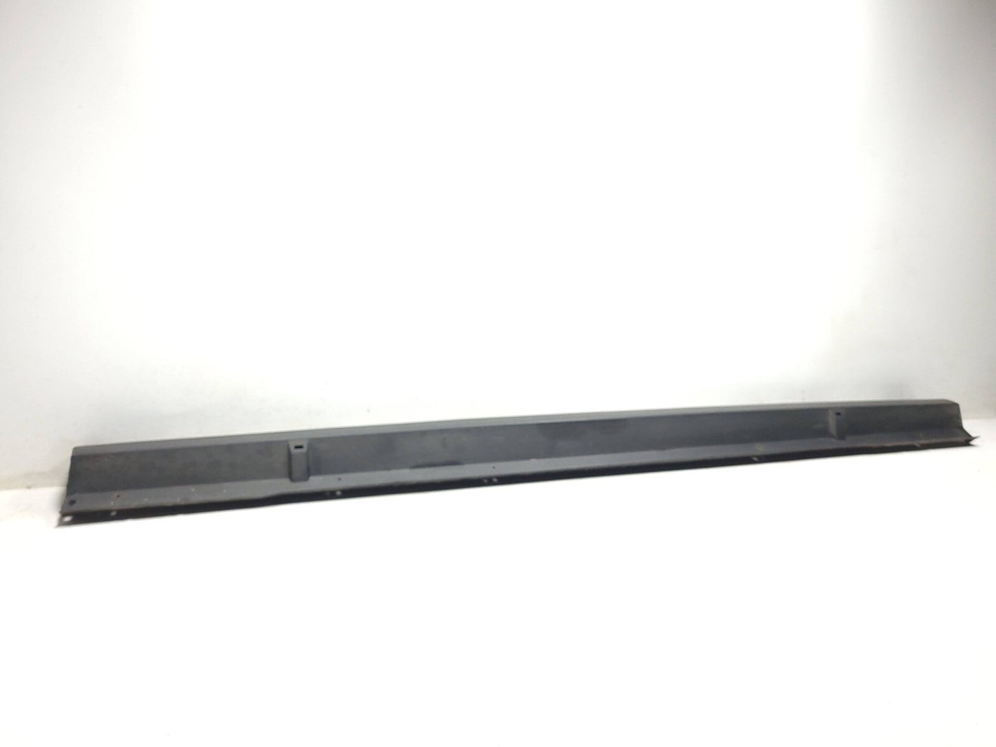 2009 Mitsubishi Outlander Rocker Panel Skirt Molding Left & Right Pair OEM