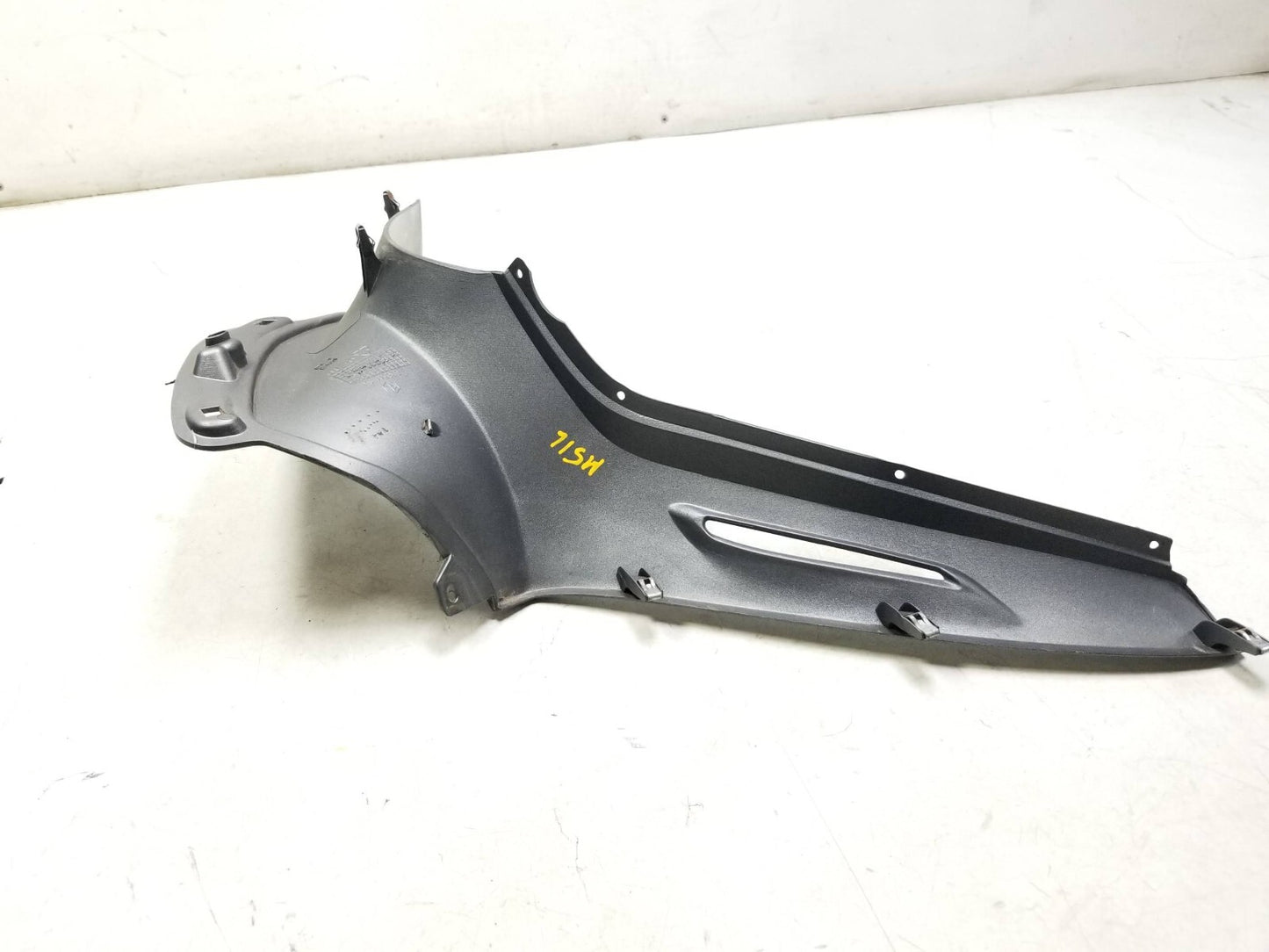 2017 - 2021 Piaggio Bv 350 Rear Left Side Fairing & Tail Light 3pcs OEM