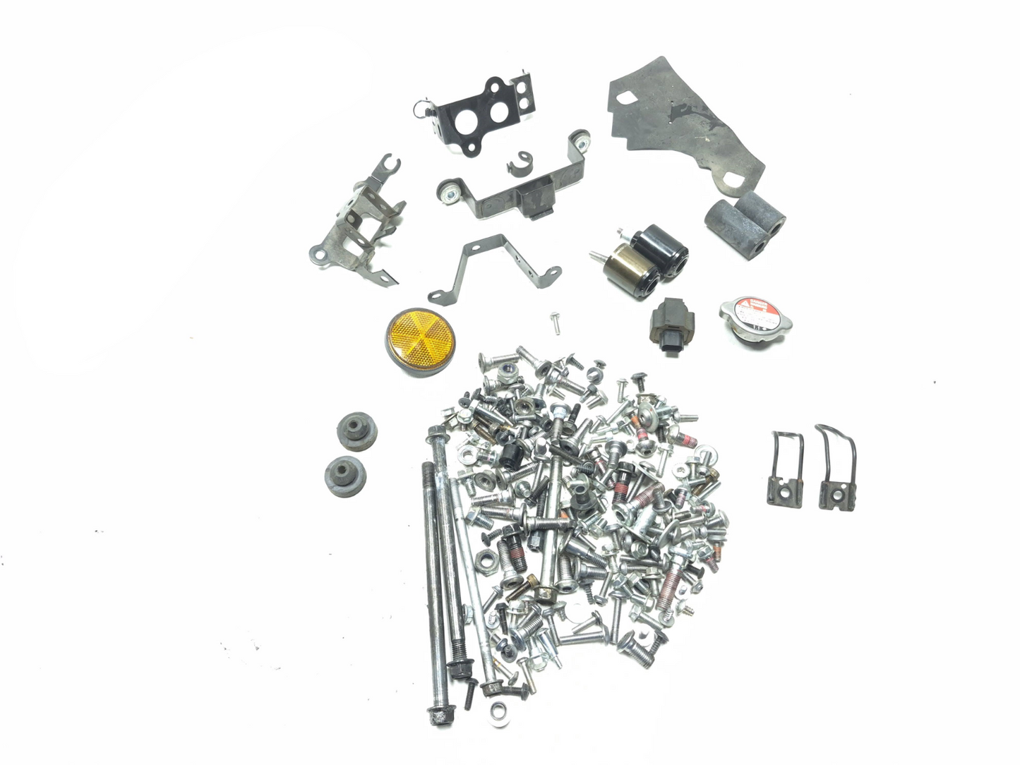 2018 Kawasaki Ninja 650 Ex650 Misc Bolt & Hardware Bracket OEM