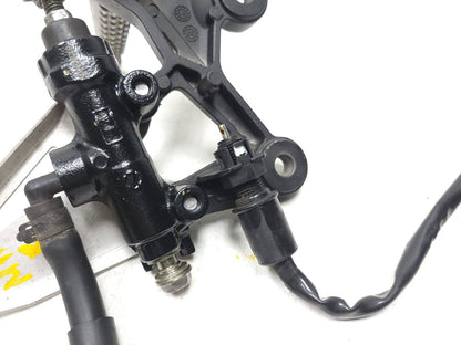 19 - 23 Kawasaki Z400 Er400 Right Side Foot Peg W Rear Brake Master Cylinder OEM