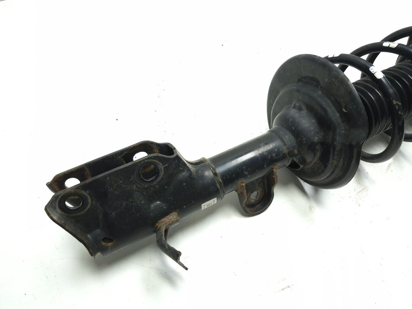 2022 Subaru Crosstrek Front Strut Right & Left Pair OEM