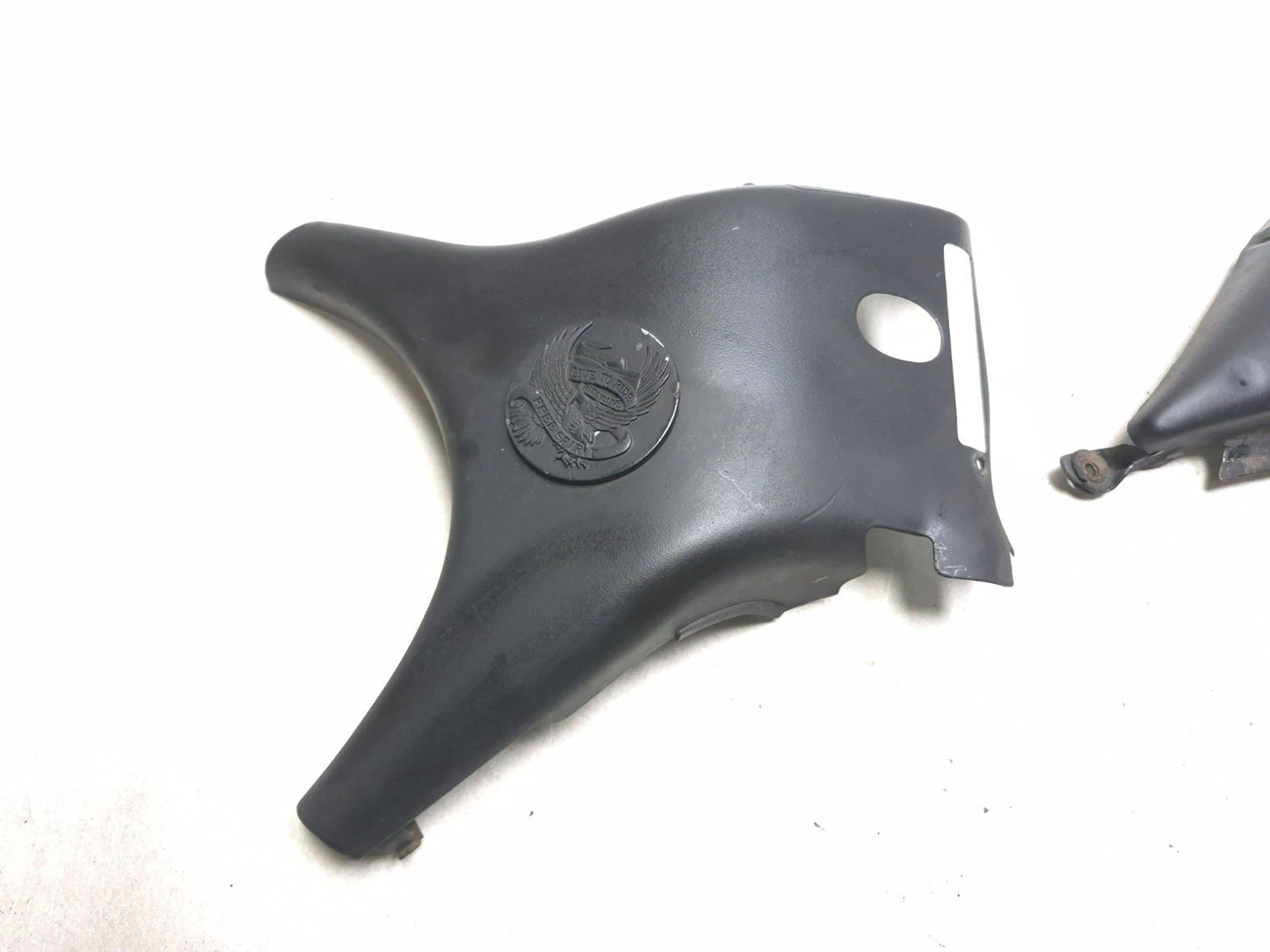 1993 Suzuki Vs800 Intruder 800 Right Frame Cover Panel 2pcs OEM