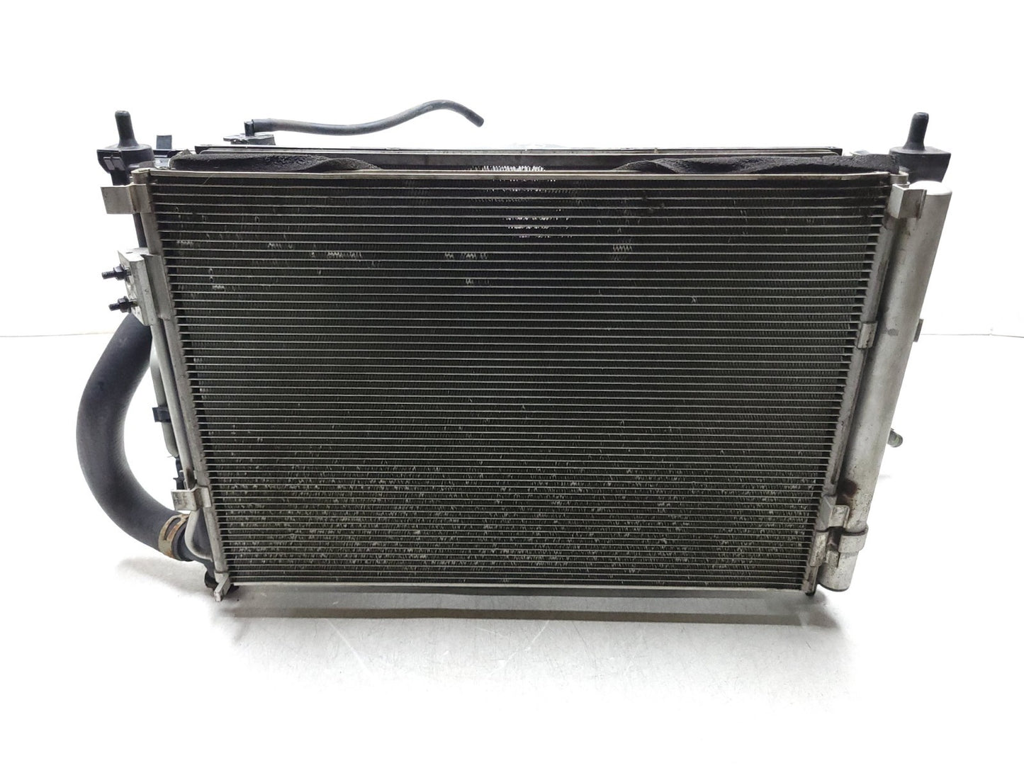 12 13 14 15 16 17 Hyundai Accent Radiator Fan AC Condenser OEM