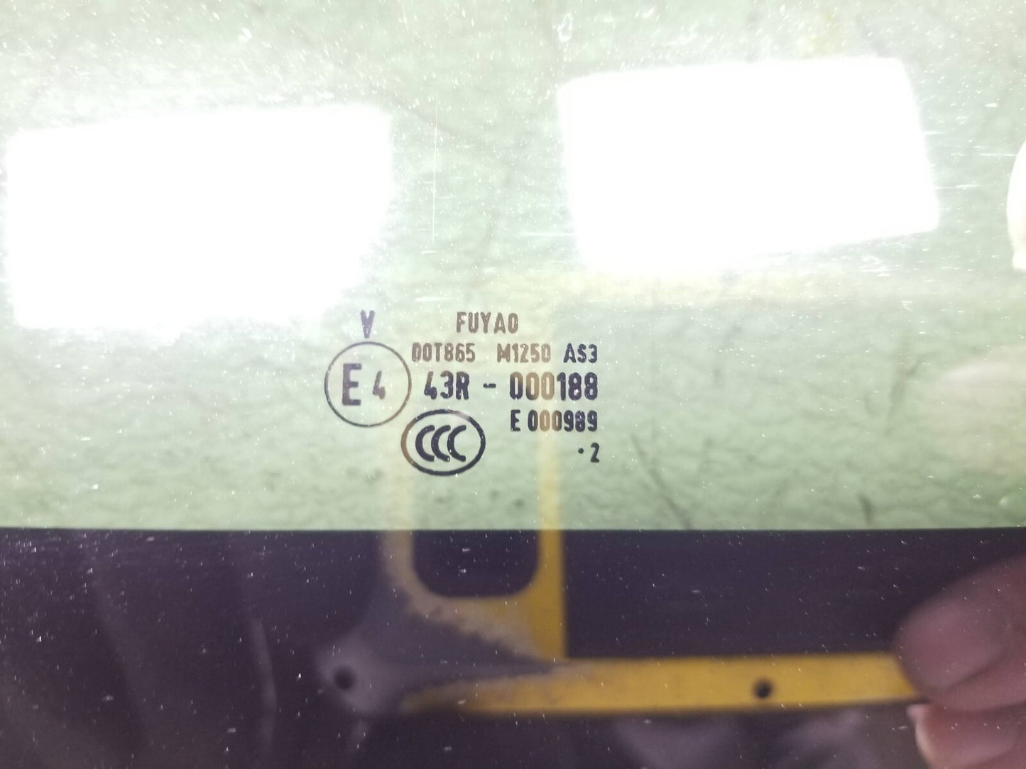 2013 Porsche Cayenne Front Panoramic Sun Moon Roof Glass OEM