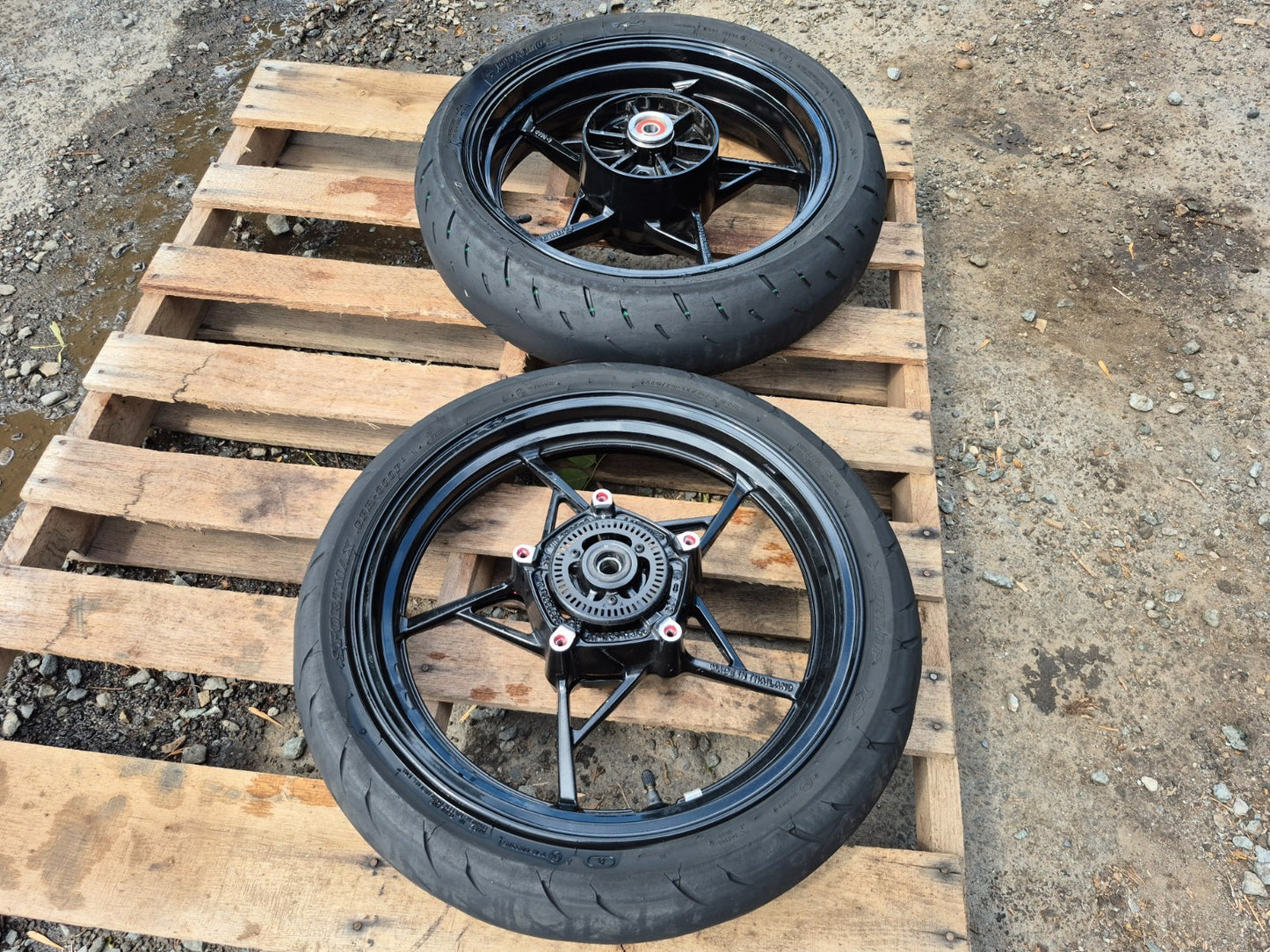 2023 Kawasaki Z400 Er400d Wheel Rim & Tire Front & Rear ** Straight ** OEM